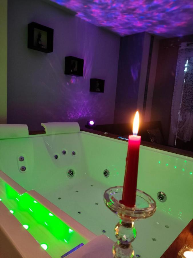 Loft Avec Baignoire Spa Lecrin Romantique Ochancourt Eksteriør billede